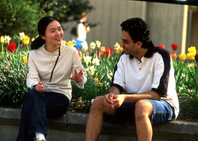 studnets and flowers on newark campus